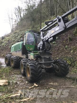 John Deere 1270G Abatteuse