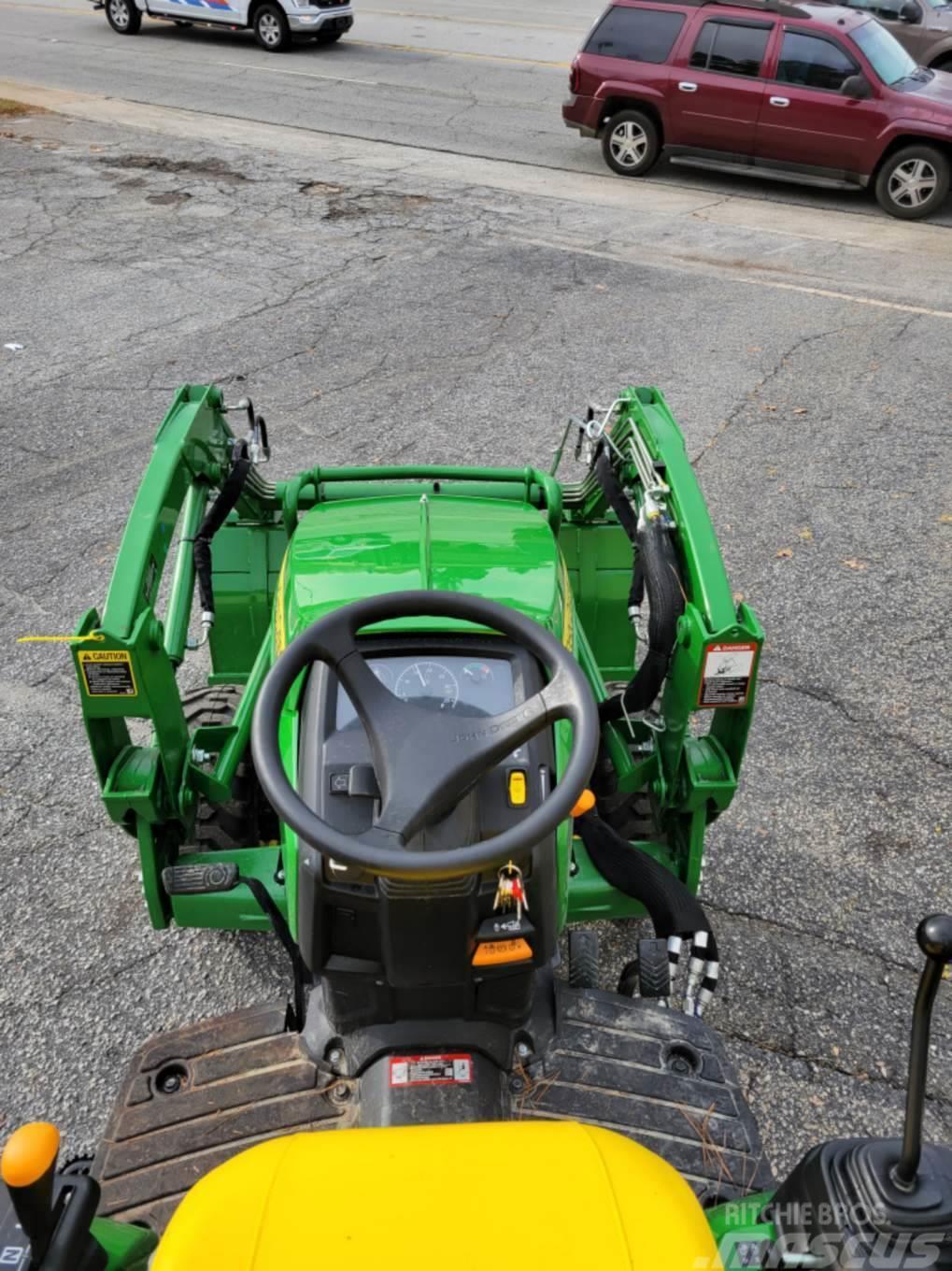 John Deere 2025R Micro tracteur
