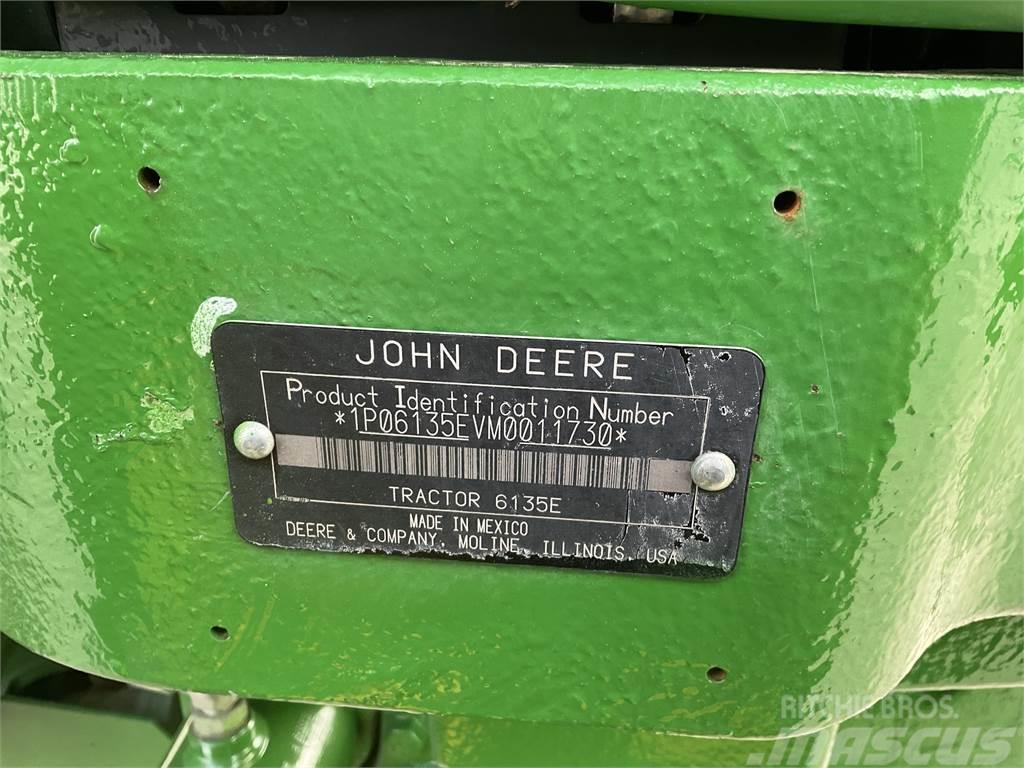 John Deere 6135E Tracteur