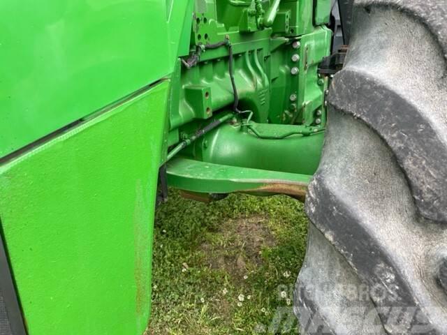 John Deere 8310R Tracteur