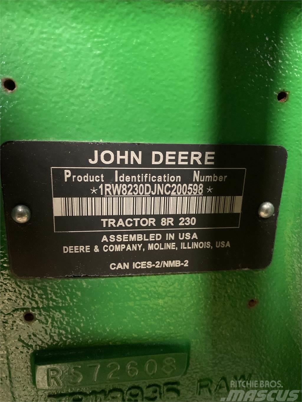 John Deere 8R 230 Tracteur