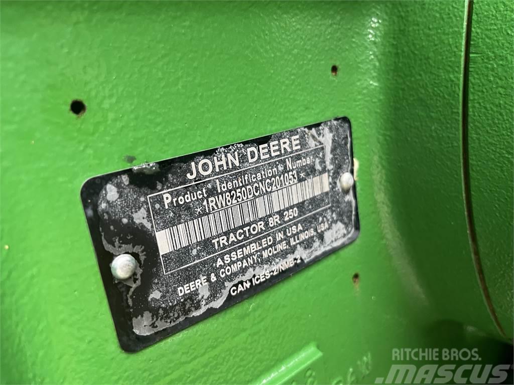 John Deere 8R 250 Tracteur