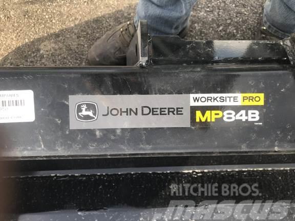 John Deere MP84 Autre