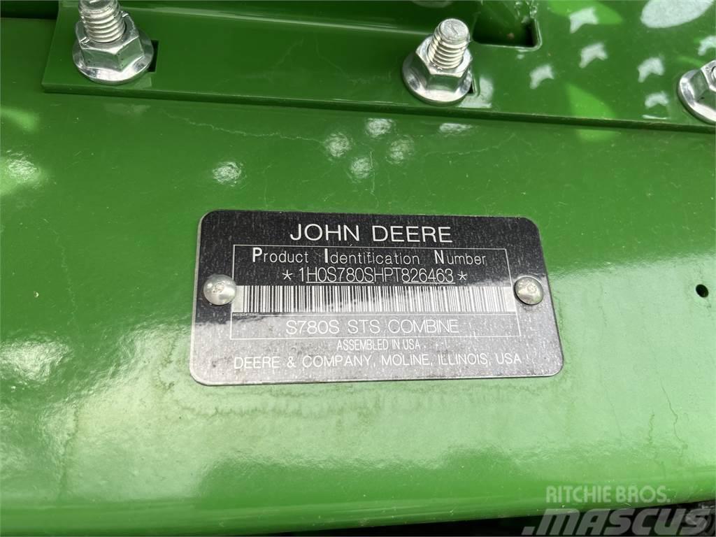 John Deere S780 Moissonneuse batteuse