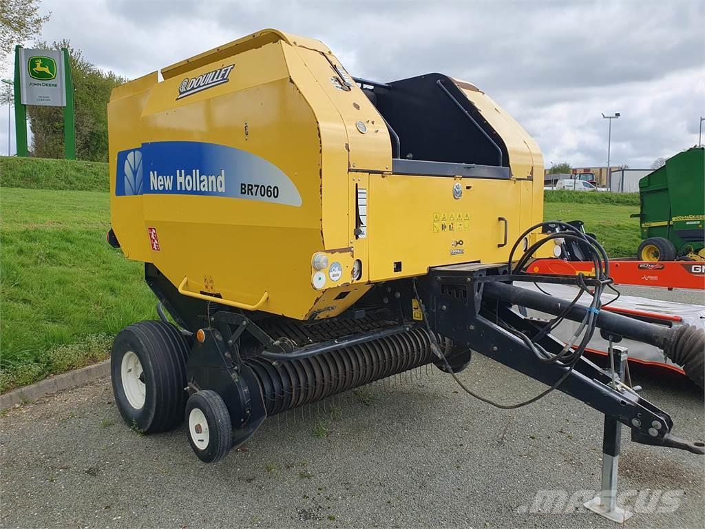 New Holland BR7060 Presse à balle ronde