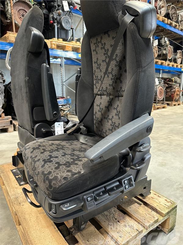 Scania SCANIA DRIVER SEAT NGR Autres pièces
