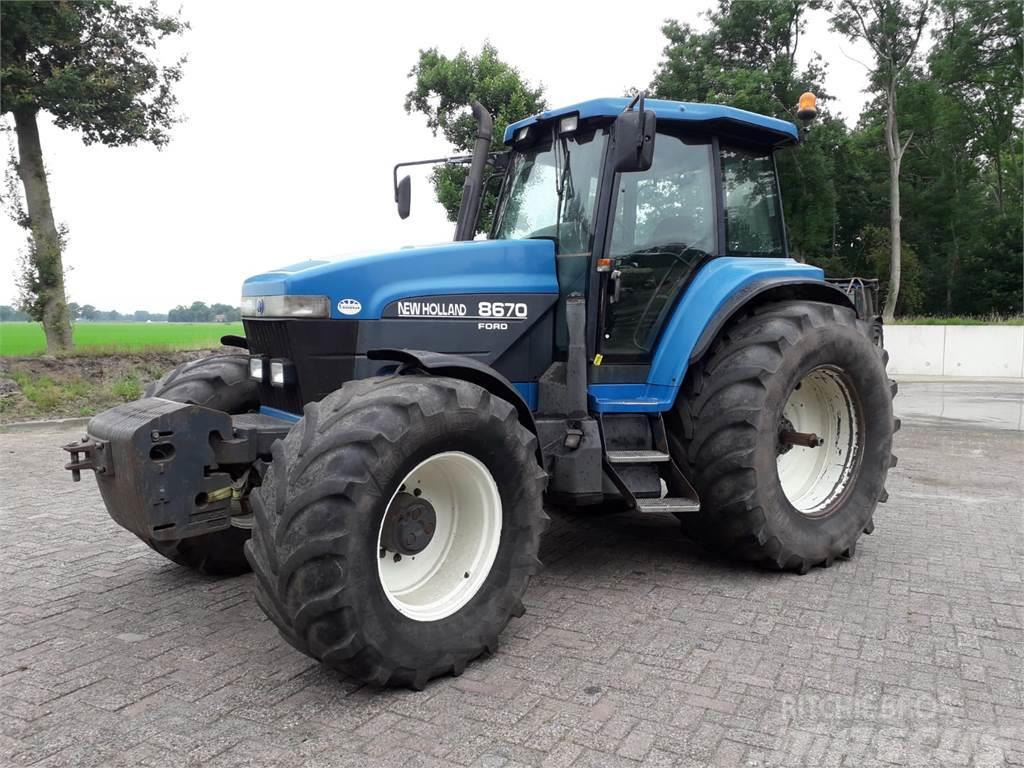 New Holland 8670 Tracteur