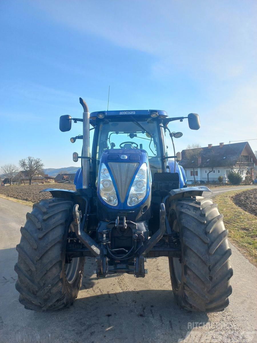 New Holland T7.210 Auto Command Tracteur