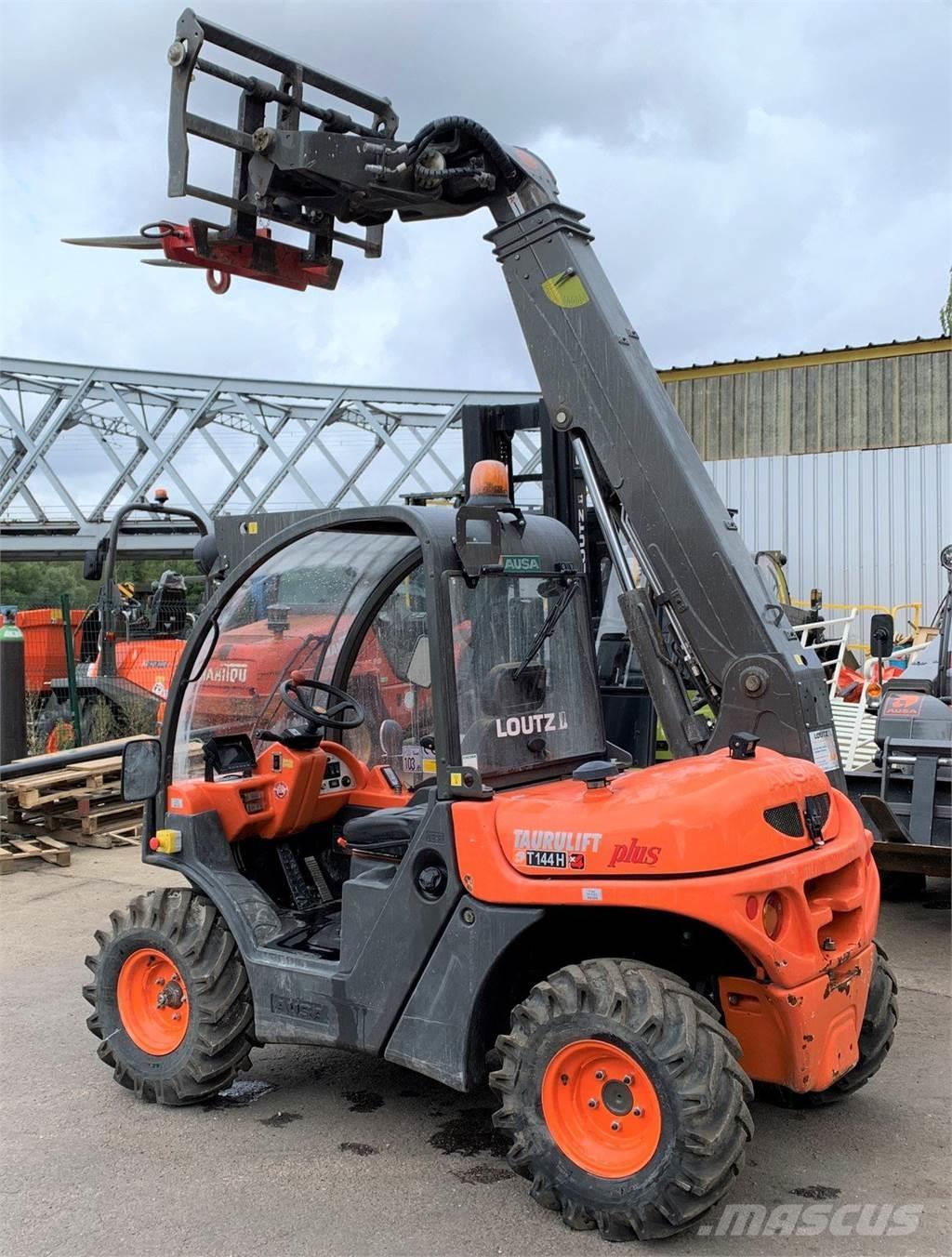 Ausa T144H Plus Télescopique agricole
