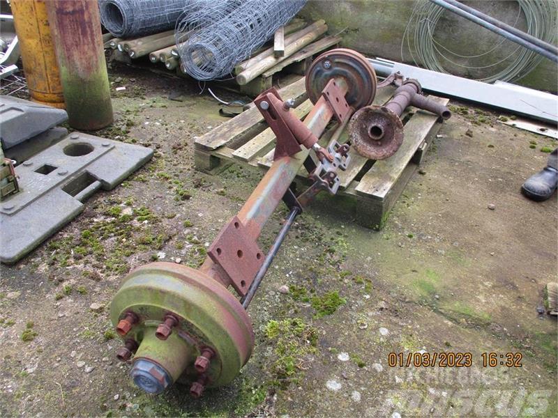  - - -  5 T hydrauliks bremse aksel Autre remorque agricole