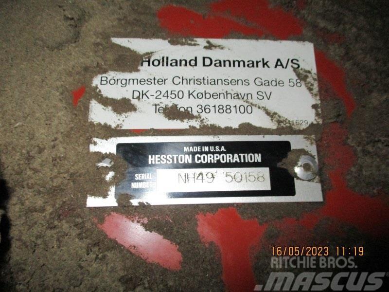 New Holland 4990 Dæk skiftet Presse cubique