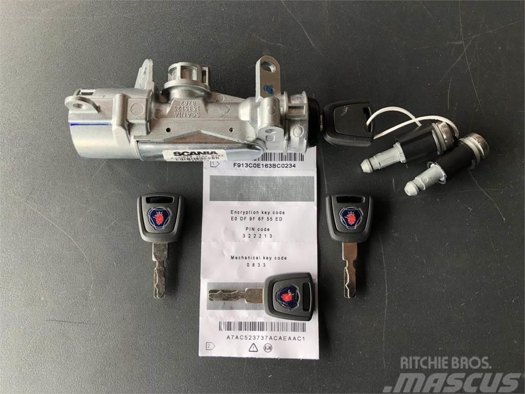 Scania IGNITION LOCK 2487305 Electronique
