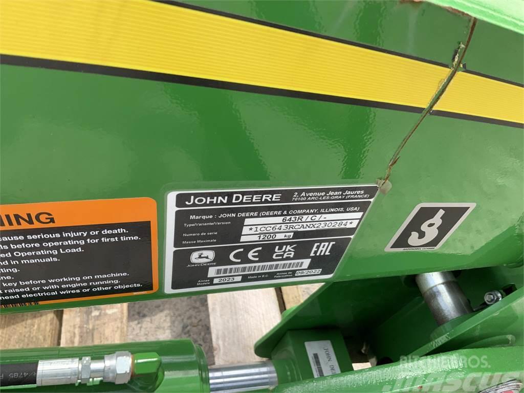  Unused John Deere 643R Loader Boom Autres matériels agricoles