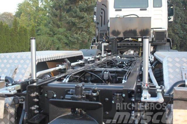 Volvo FMX 460 8x4 / WECHSELSYSTEM KIPPER+MISCHER Camion malaxeur
