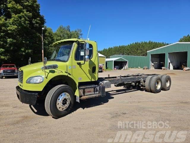Freightliner M2 112 Camion Fourgon
