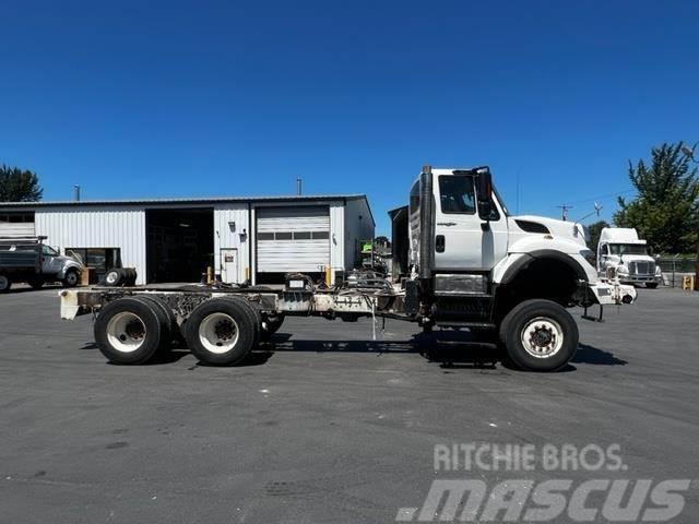 International WorkStar 7600 Camions et véhicules municipaux