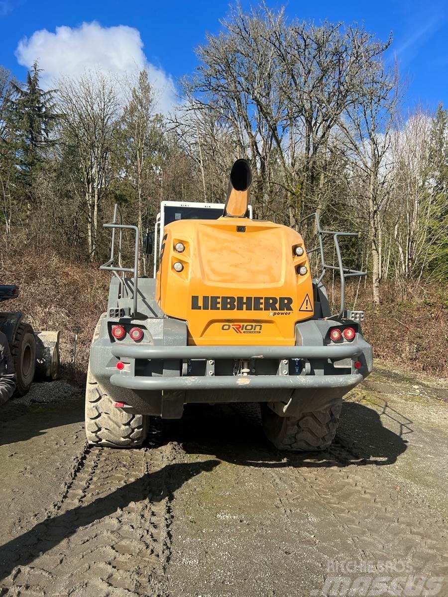 Liebherr L586 Chargeuse sur pneus