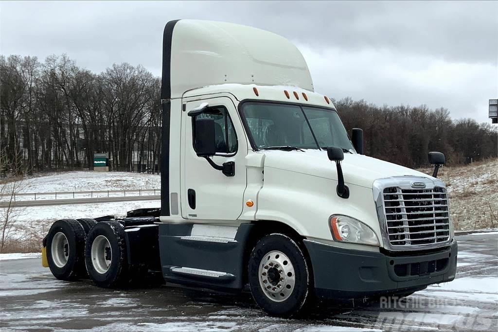Freightliner Corp. CASCADIA Châssis cabine