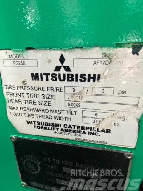 Mitsubishi FG25N Autres Chariots élévateurs
