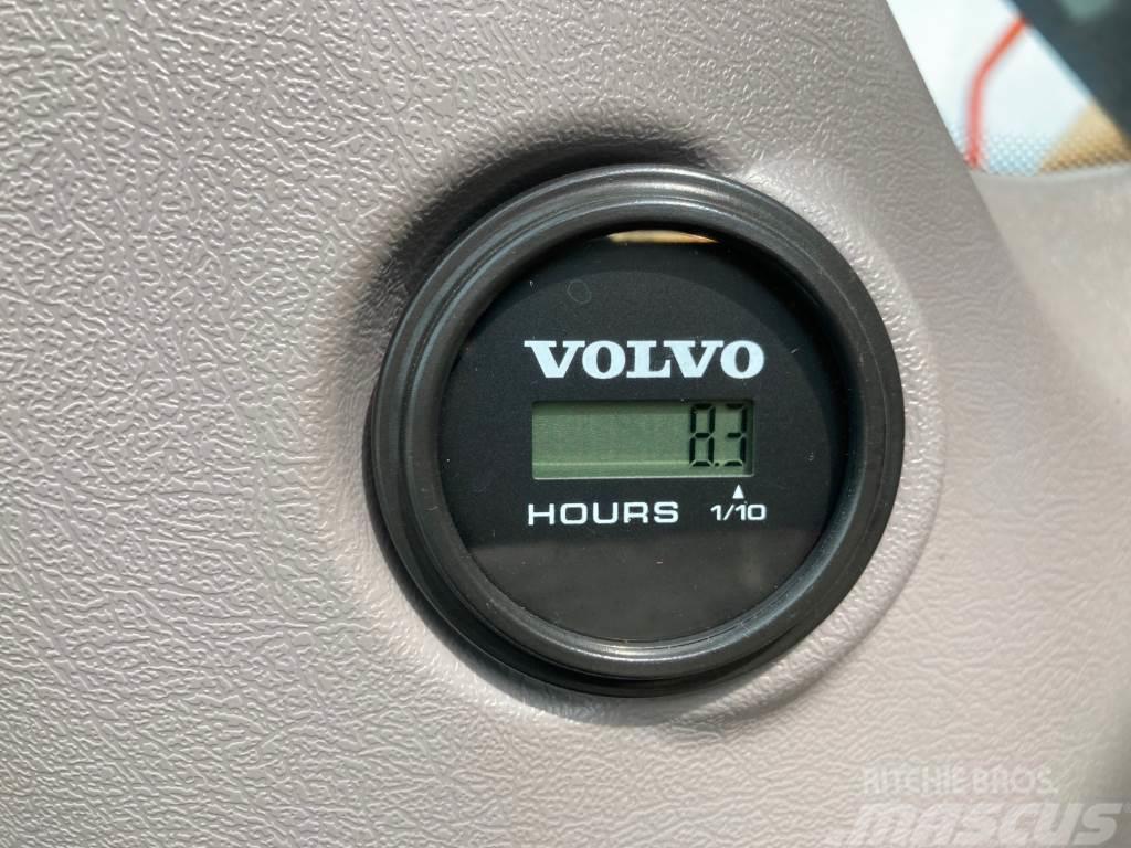 Volvo EC180EL + 700MM TELAT + PYÖRITYS JA ERILLINEN VASA Pelle sur chenilles