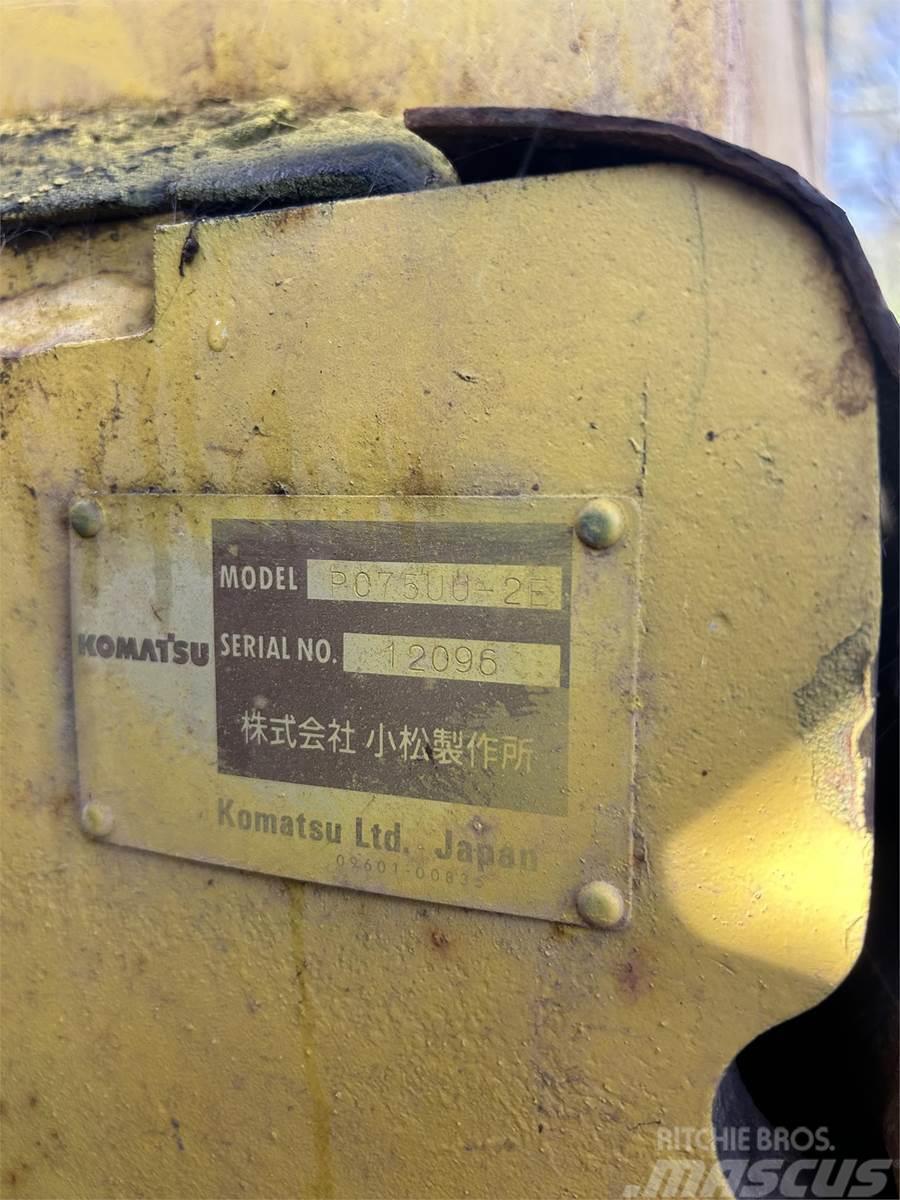Komatsu PC75UU-2E Pelle sur chenilles