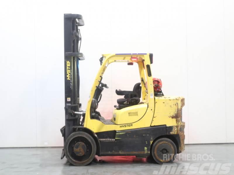 Hyster S7.00FT Chariots GPL