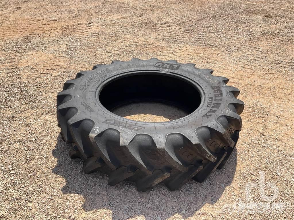 BKT AGRIMAX RT885 Pneus, roues et jantes