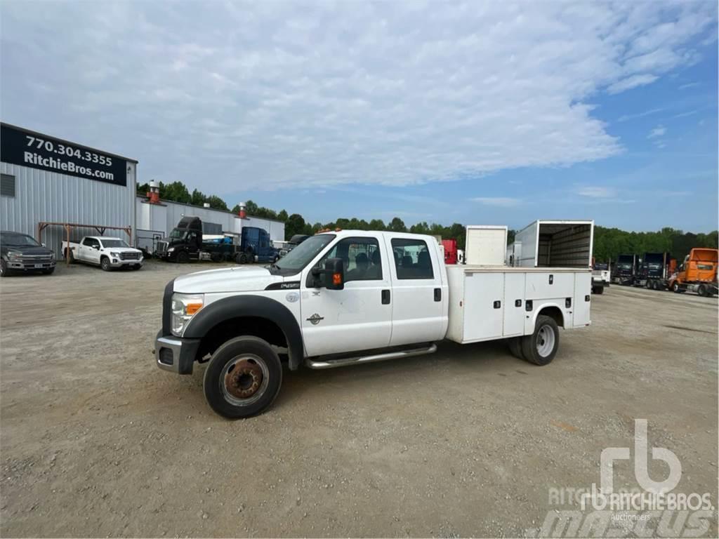 Ford F-450 Camions et véhicules municipaux