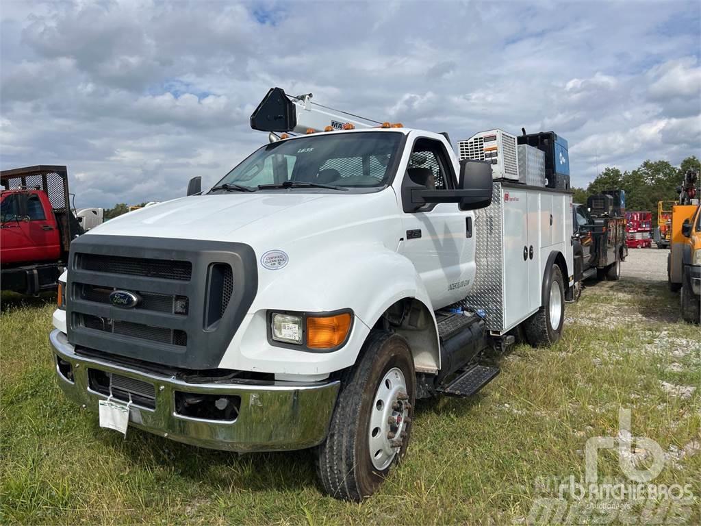 Ford F-750 Camions et véhicules municipaux