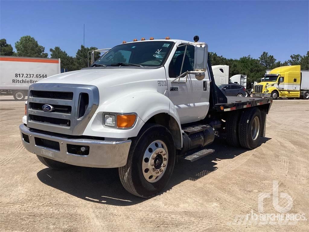 Ford F750 aux enchères Ford F750 camion plateau à vendre aux