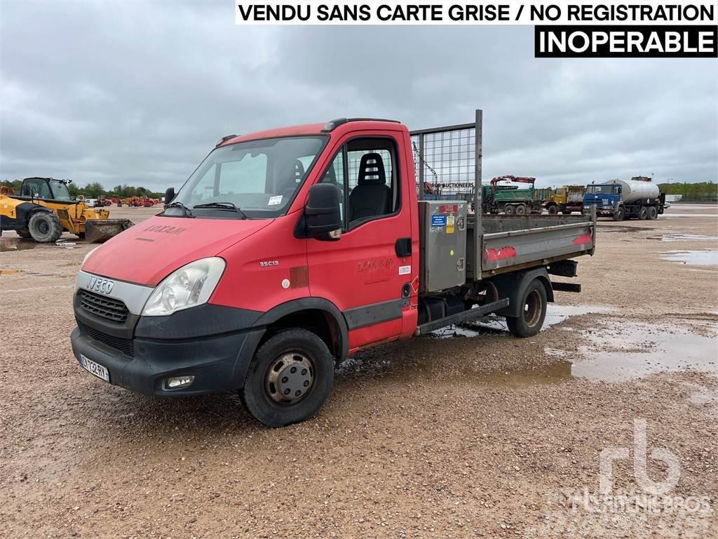Iveco 35C13 Camion benne