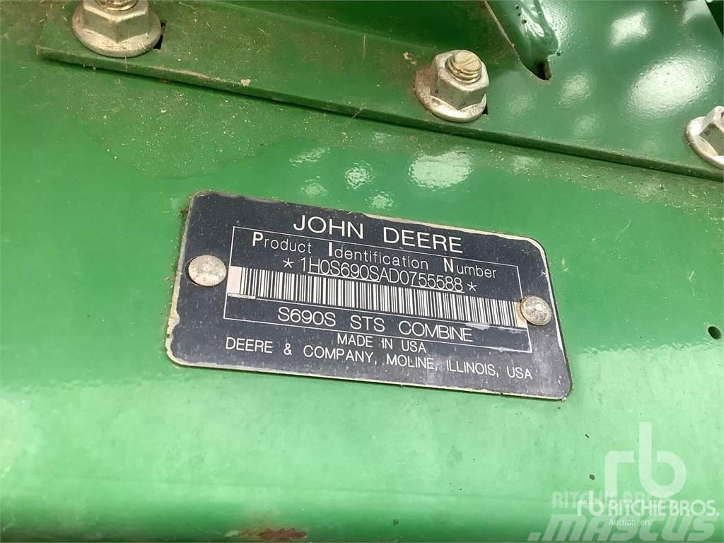 John Deere S690 Moissonneuse batteuse