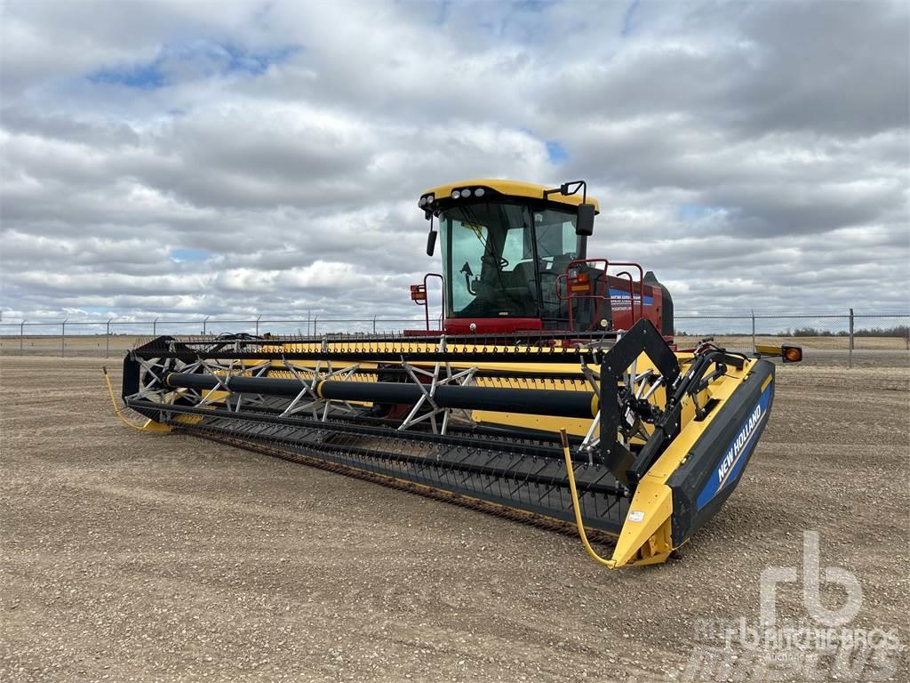 New Holland SR240 Faucheuse andaineuse automotrice