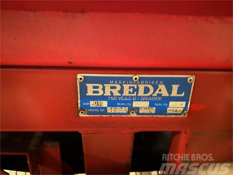 Bredal B  2 Semoir à engrais