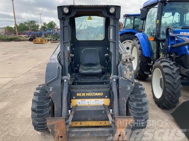 New Holland L221 Chargeuse compacte