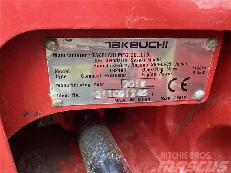Takeuchi TB210R RF tilt fæste S30-150 og 3 skovle Mini pelle < 7t