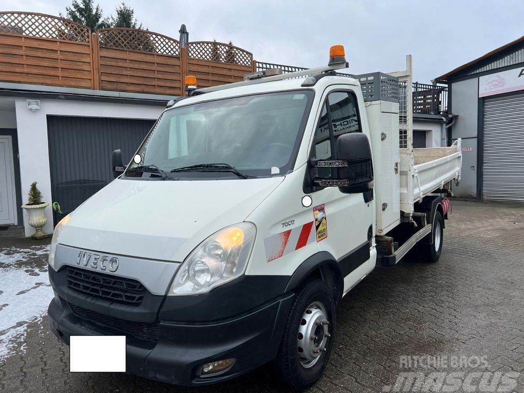Iveco 70C17 3 way tipper Camion benne