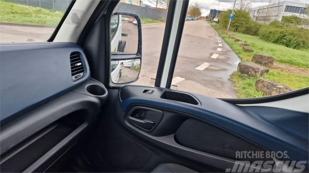 Iveco Daily 35C16 Chassis and suspension