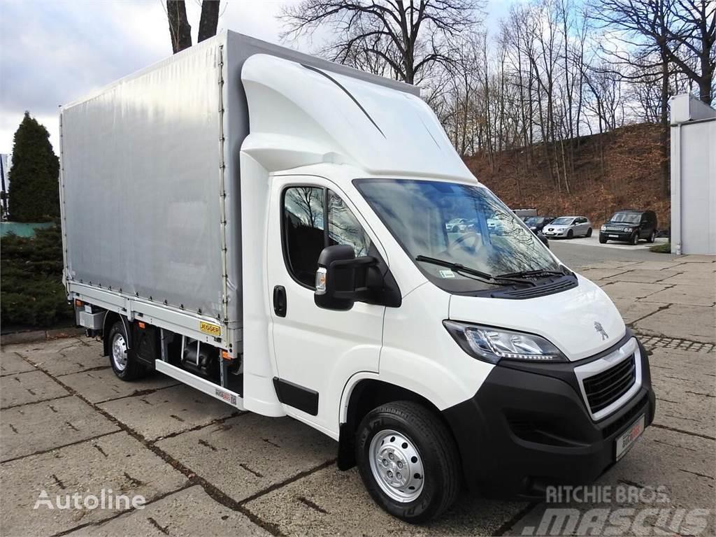 Peugeot Curtain side + Tail lift Flatbed / Dropside trucks