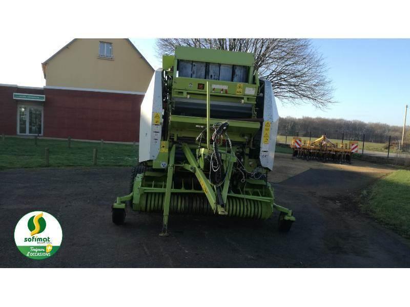 CLAAS VARIANT280 Presse à balle ronde