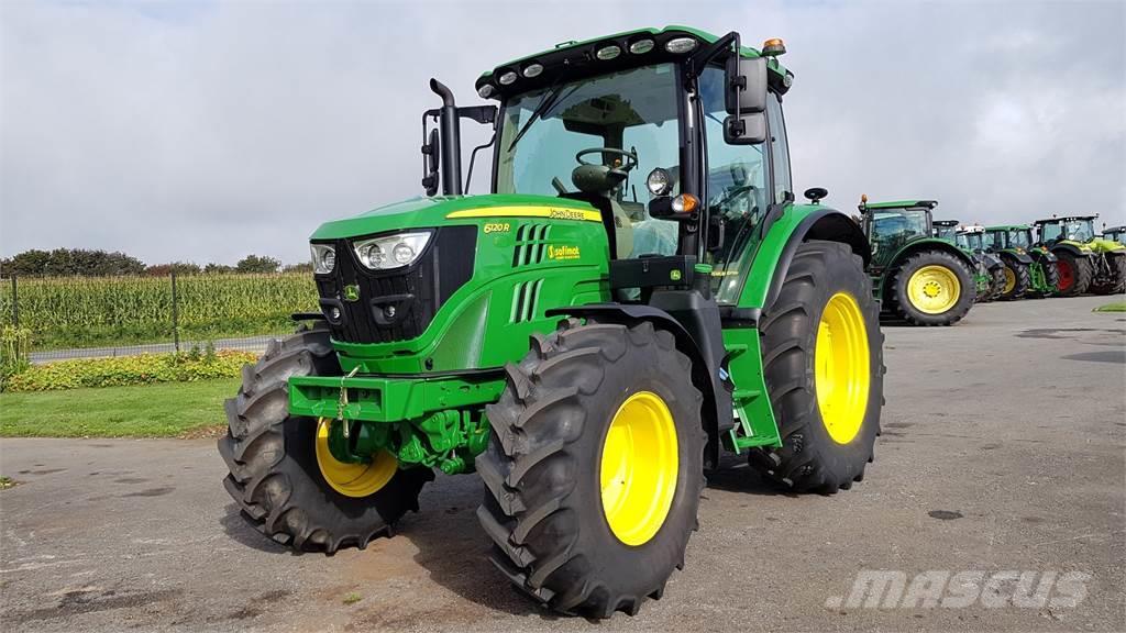 John Deere 6120R Tracteur