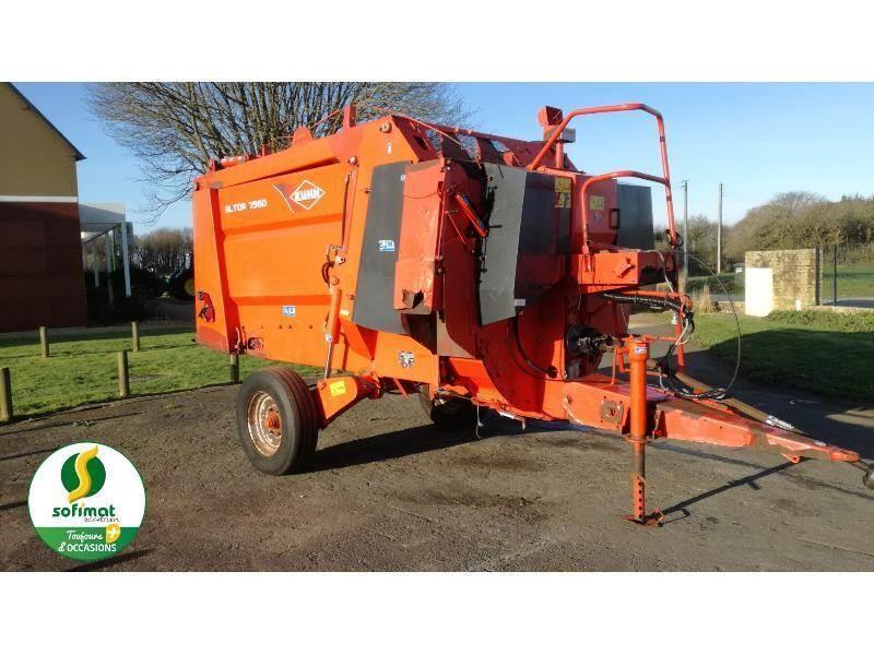 Kuhn ALTOR7560 Dérouleuse, pailleuse