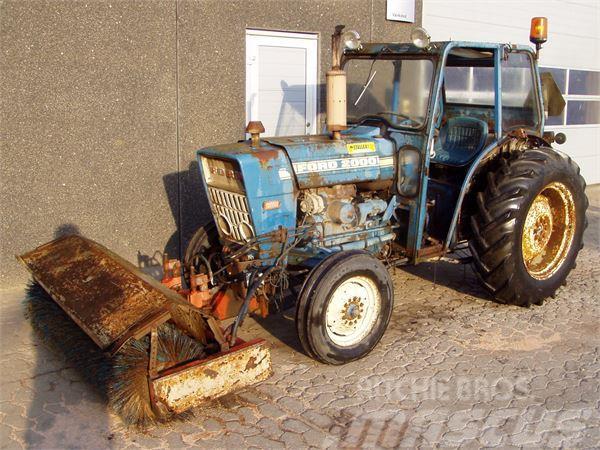 Ford 2000 Tracteur