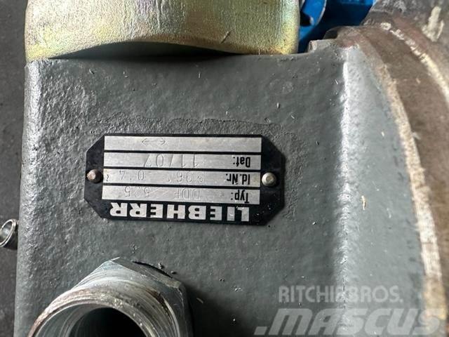 Liebherr R 924 COMPACT KOLUMNA HYDRAULICZNA Hydraulique