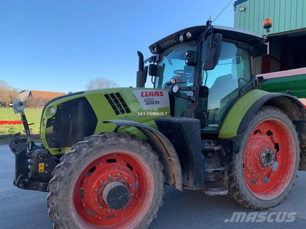 CLAAS ARION 650 Tracteur