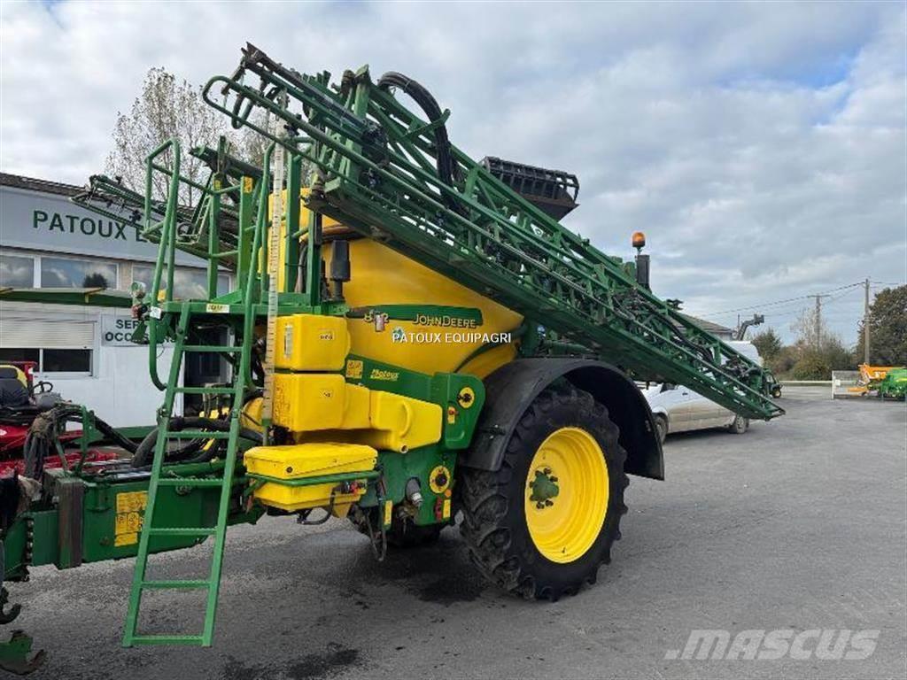 John Deere 832 Pulvérisateurs traînés