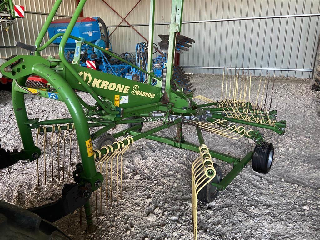 Krone Swardro 46 Rakes and tedders