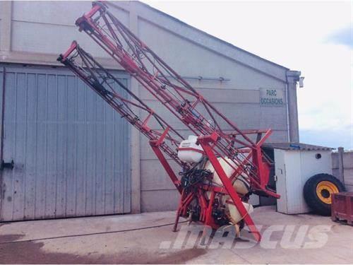  Nord Pulve 1100L Pulvérisateurs traînés