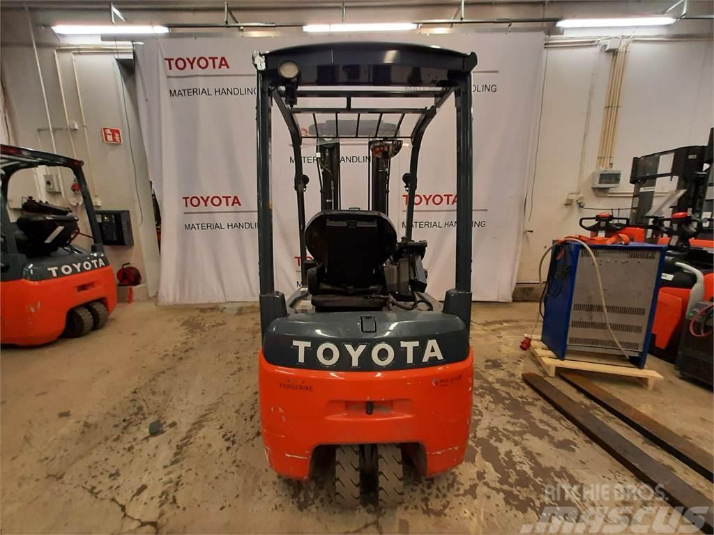 Toyota 8FBEK16T Chariots élévateurs électriques