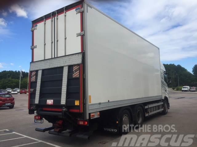 Volvo FH13 Camion Fourgon